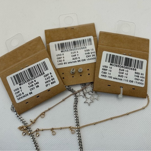 BRANDY MELVILLE Jewelry Bundle, Rhiinestone & Link Necklaces, Star Earrings NWT - Picture 3 of 6